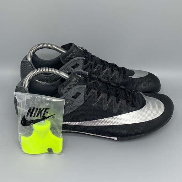 grey track spikes